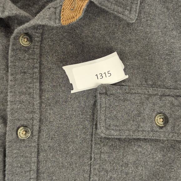 Legendary Whitetails Shirt Mens XL Buck Camp Gray Flannel Button Up Outdoors - Picture 9 of 9